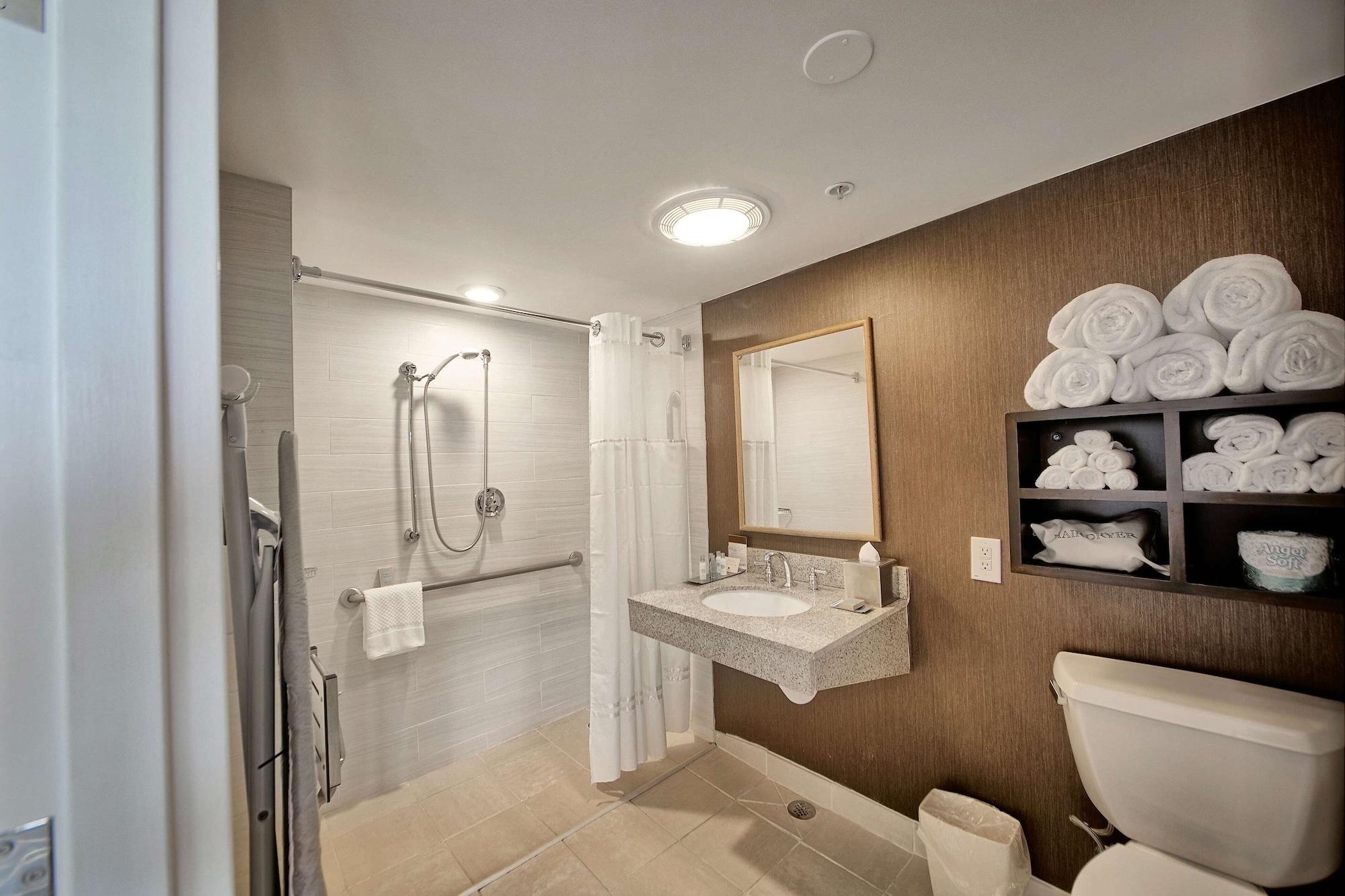 Hotel Doubletree By Hilton Portland, Me South Portland Esterno foto